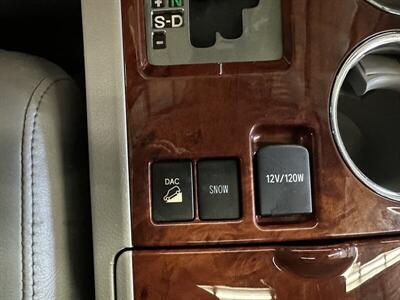 2012 Toyota Highlander Limited  AWD 1-Owner - Photo 34 - Portland, OR 97220