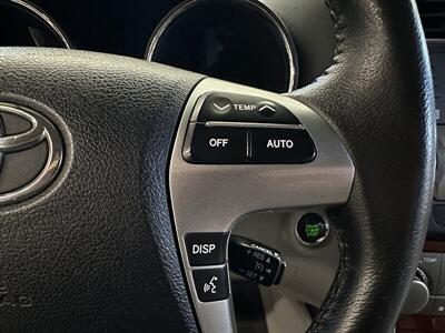 2012 Toyota Highlander Limited  AWD 1-Owner - Photo 31 - Portland, OR 97220