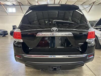 2012 Toyota Highlander Limited  AWD 1-Owner - Photo 4 - Portland, OR 97220