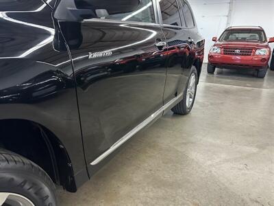 2012 Toyota Highlander Limited  AWD 1-Owner - Photo 39 - Portland, OR 97220