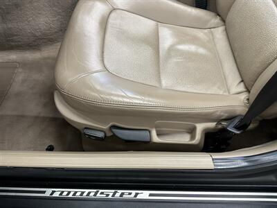 2000 BMW Z3 2.8   - Photo 54 - Portland, OR 97220