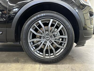 2018 Ford Explorer XLT   - Photo 10 - Portland, OR 97220