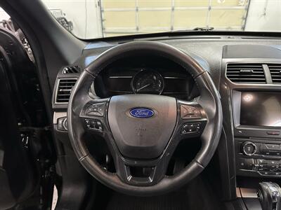 2018 Ford Explorer XLT   - Photo 21 - Portland, OR 97220