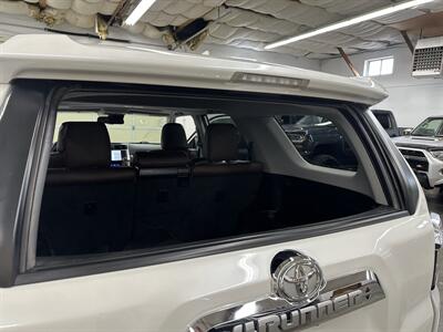 2020 Toyota 4Runner Limited   - Photo 38 - Portland, OR 97220