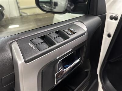 2020 Toyota 4Runner Limited   - Photo 26 - Portland, OR 97220