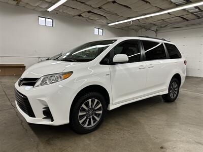 2020 Toyota Sienna LE 7-Passenger  2IN LIFT KIT - Photo 6 - Portland, OR 97220