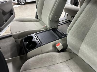 2020 Toyota Sienna LE 7-Passenger  2IN LIFT KIT - Photo 31 - Portland, OR 97220