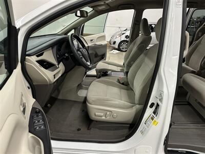 2020 Toyota Sienna LE 7-Passenger  2IN LIFT KIT - Photo 11 - Portland, OR 97220