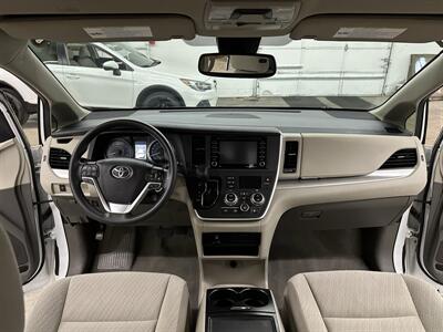 2020 Toyota Sienna LE 7-Passenger  2IN LIFT KIT - Photo 19 - Portland, OR 97220