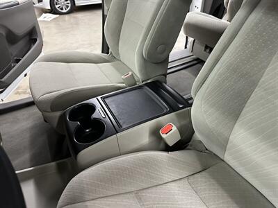 2020 Toyota Sienna LE 7-Passenger  2IN LIFT KIT - Photo 31 - Portland, OR 97220