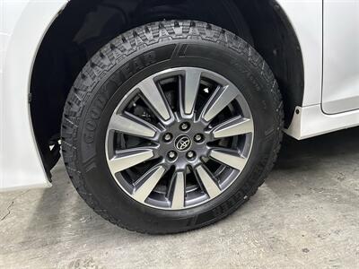 2020 Toyota Sienna LE 7-Passenger  2IN LIFT KIT - Photo 9 - Portland, OR 97220