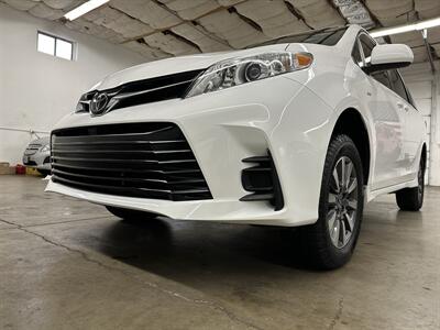 2020 Toyota Sienna LE 7-Passenger  2IN LIFT KIT - Photo 38 - Portland, OR 97220