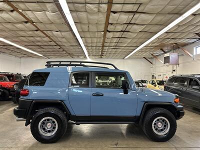 2014 Toyota FJ Cruiser Ultimate Trail Teams Special Edition   - Photo 2 - Portland, OR 97220