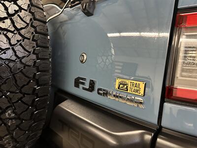 2014 Toyota FJ Cruiser Ultimate Trail Teams Special Edition   - Photo 40 - Portland, OR 97220