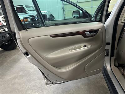 2007 Volvo XC70 - Photo 37 - Portland, OR 97220