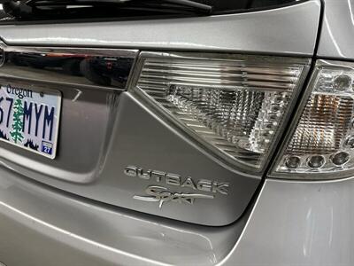 2009 Subaru Impreza Outback Sport   - Photo 32 - Portland, OR 97220