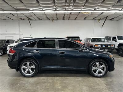 2013 Toyota Venza Limited - Photo 2 - Portland, OR 97220