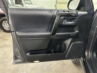 2019 Toyota 4Runner Limited Nightshade SUPERCHARGED - Photo 35 - Portland, OR 97220