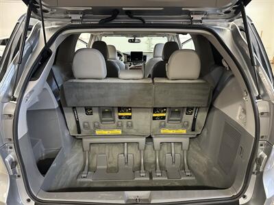 2014 Toyota Sienna XLE 7-Passenger   - Photo 17 - Portland, OR 97220