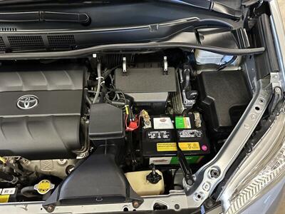 2014 Toyota Sienna XLE 7-Passenger   - Photo 48 - Portland, OR 97220