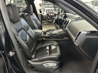 2013 Porsche Cayenne GTS - Photo 13 - Portland, OR 97220