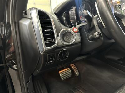 2013 Porsche Cayenne GTS - Photo 37 - Portland, OR 97220