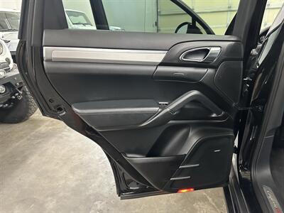 2013 Porsche Cayenne GTS - Photo 32 - Portland, OR 97220