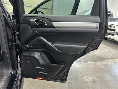 2013 Porsche Cayenne GTS - Photo 31 - Portland, OR 97220
