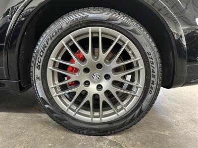 2013 Porsche Cayenne GTS - Photo 53 - Portland, OR 97220