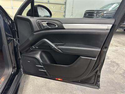2013 Porsche Cayenne GTS - Photo 30 - Portland, OR 97220
