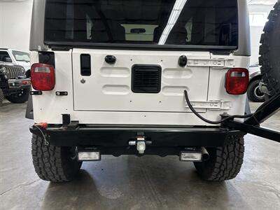 2005 Jeep Wrangler Rubicon  1-Owner - Photo 54 - Portland, OR 97220