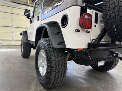 2005 Jeep Wrangler Rubicon  1-Owner - Photo 52 - Portland, OR 97220