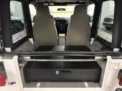 2005 Jeep Wrangler Rubicon  1-Owner - Photo 23 - Portland, OR 97220