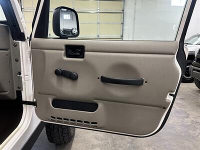2005 Jeep Wrangler Rubicon  1-Owner - Photo 26 - Portland, OR 97220