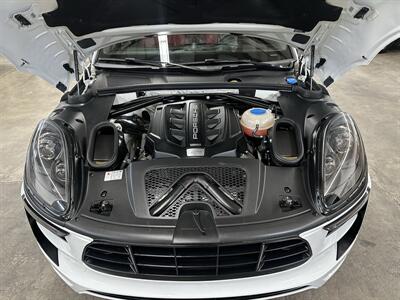 2017 Porsche Macan GTS - Photo 9 - Portland, OR 97220