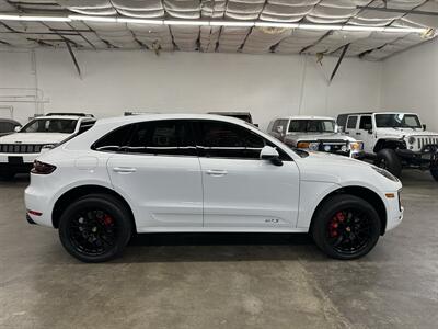 2017 Porsche Macan GTS - Photo 2 - Portland, OR 97220