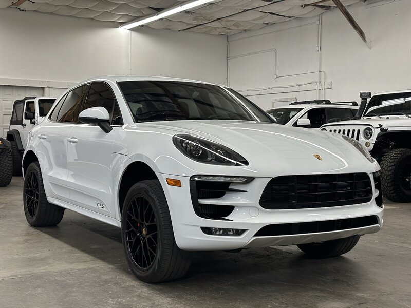2017 Porsche Macan GTS   - Photo 1 - Portland, OR 97220