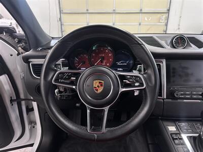 2017 Porsche Macan GTS - Photo 17 - Portland, OR 97220