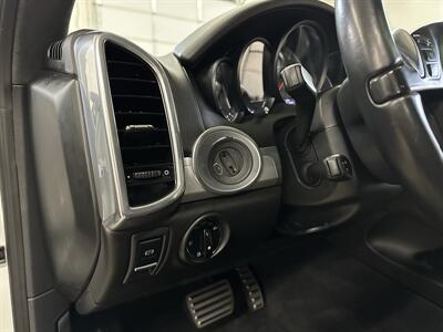 2013 Porsche Cayenne GTS   - Photo 30 - Portland, OR 97220