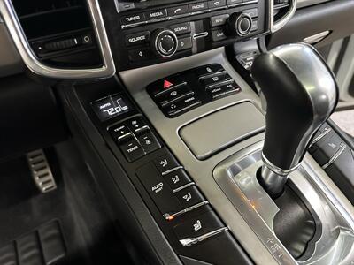 2013 Porsche Cayenne GTS   - Photo 31 - Portland, OR 97220