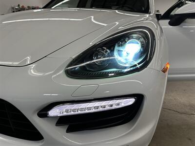 2013 Porsche Cayenne GTS   - Photo 42 - Portland, OR 97220