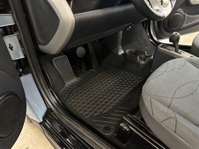 2011 Smart fortwo Passion   - Photo 20 - Portland, OR 97220