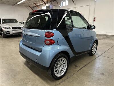 2011 Smart fortwo Passion   - Photo 3 - Portland, OR 97220