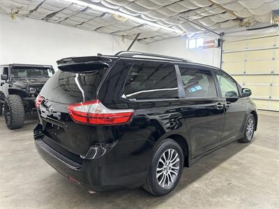 2019 Toyota Sienna XLE 8-Passenger AWD - Photo 3 - Portland, OR 97220