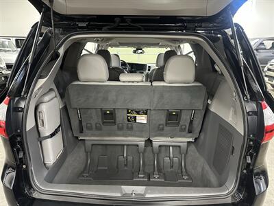 2019 Toyota Sienna XLE 8-Passenger AWD - Photo 15 - Portland, OR 97220