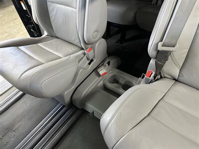 2019 Toyota Sienna XLE 8-Passenger AWD - Photo 31 - Portland, OR 97220