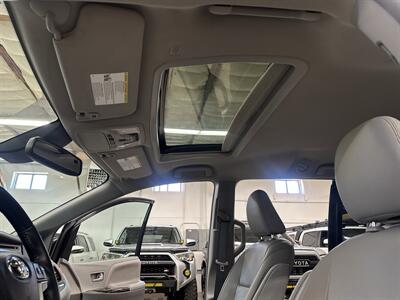 2019 Toyota Sienna XLE 8-Passenger AWD - Photo 23 - Portland, OR 97220