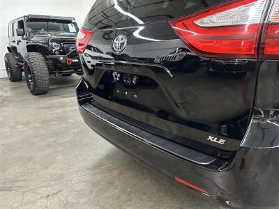 2019 Toyota Sienna XLE 8-Passenger AWD - Photo 45 - Portland, OR 97220