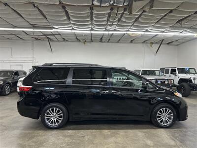 2019 Toyota Sienna XLE 8-Passenger AWD - Photo 2 - Portland, OR 97220