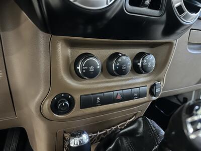2015 Jeep Wrangler Unlimited Rubicon - Photo 26 - Portland, OR 97220